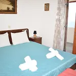 Farma Koudoura * Τράπεζα