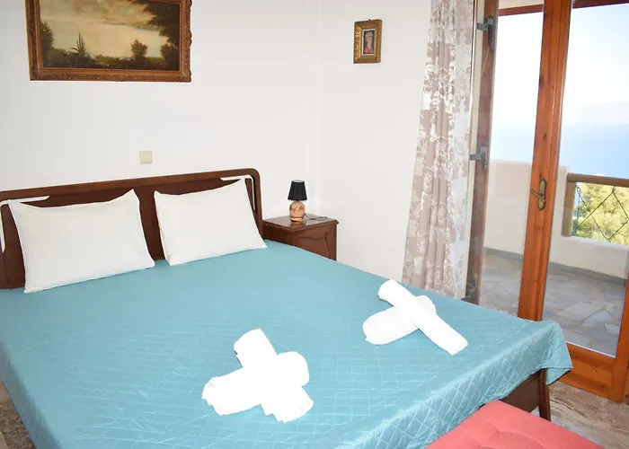 Farma Koudoura * Τράπεζα